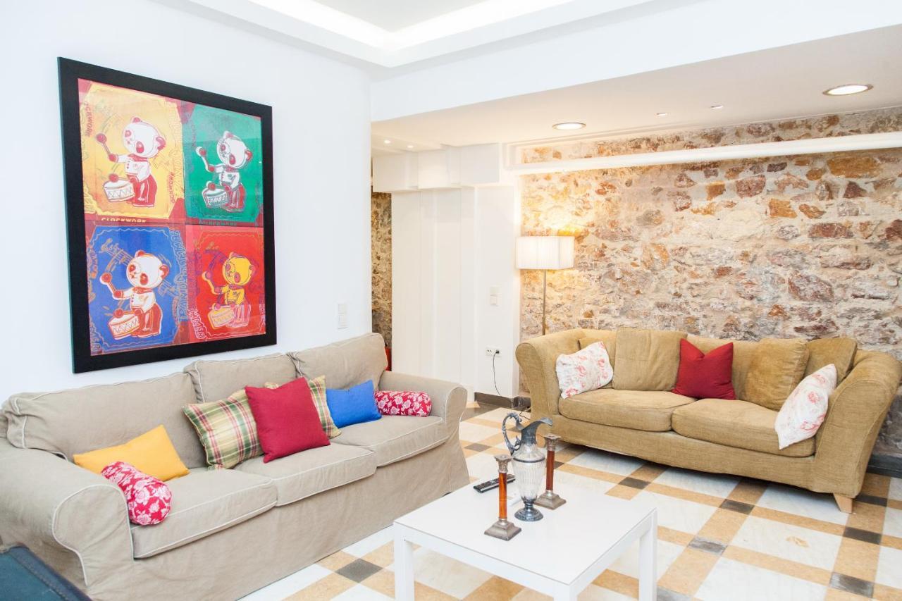 Chic Charming Central Athens Apt. Ngoại thất bức ảnh