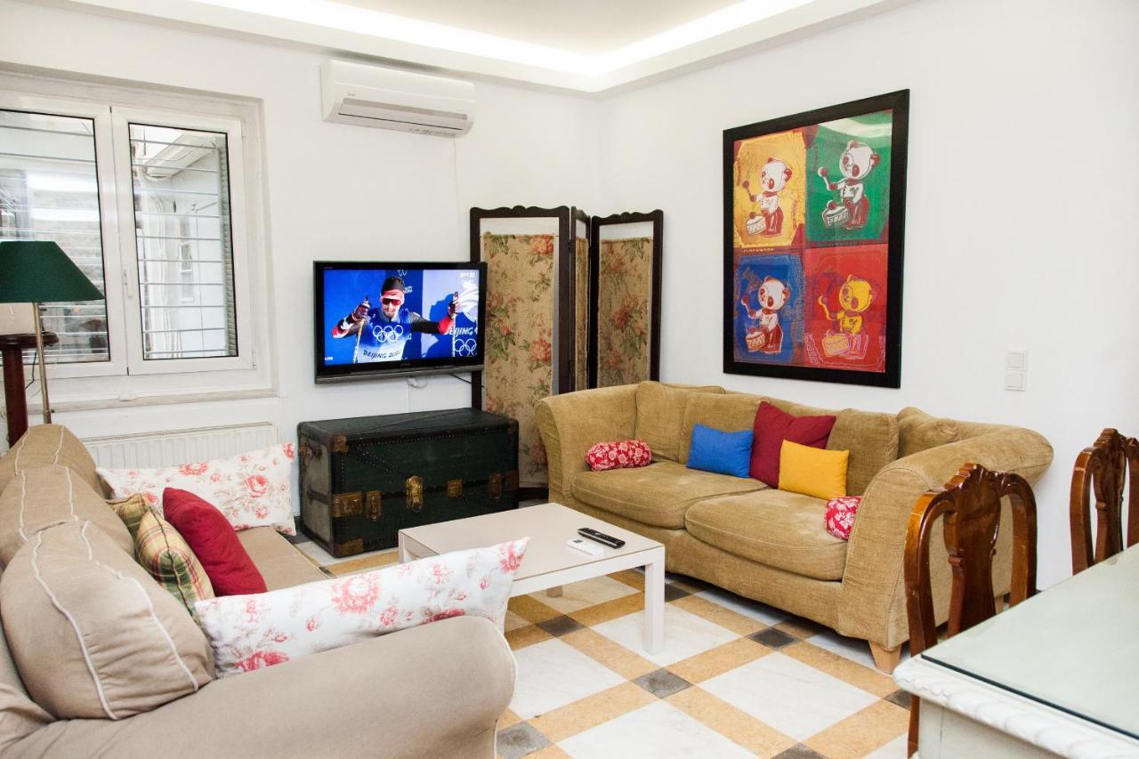 Chic Charming Central Athens Apt. Ngoại thất bức ảnh